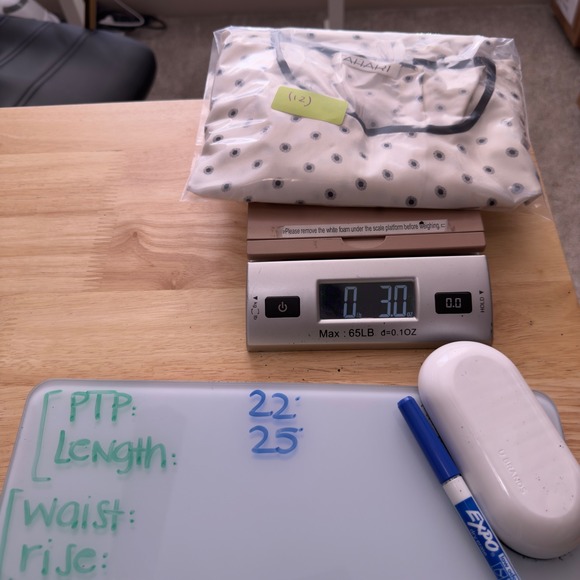 Tahari Women 100% SILK Polka Dot Top 12 Ivory Black Mod Retro Twee Keyhole - Picture 9 of 9